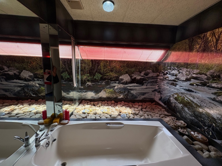 4 Bedroom Property for Sale in Heuwelsig Free State